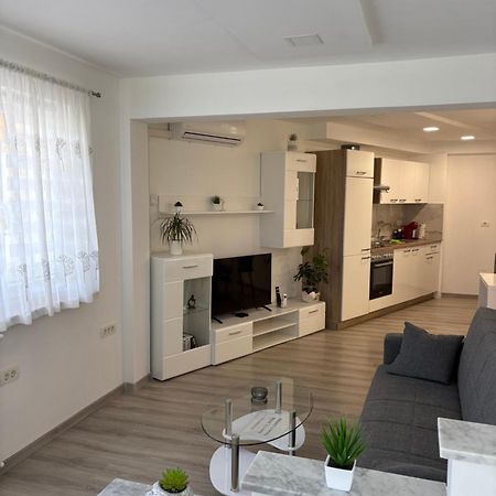 Apartma La Vita Копер Экстерьер фото